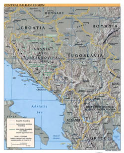 Детальная политическая карта центральных Балкан с рельефом и крупными городами - 2001.
