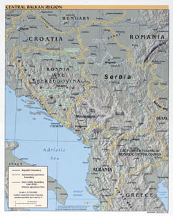 Большая политическая карта Центрально-Балканского региона с рельефом и крупными городами - 1999.