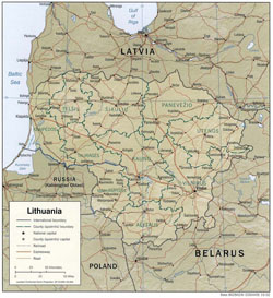Политическая и административная карта Литвы с рельефом, дорогами и городами.