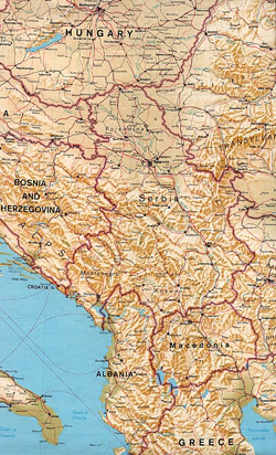 Политическая карта Сербии и Македонии с рельефом, дорогами, городами и аэропортами.