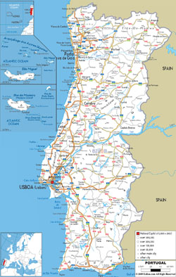 Подробная карта автомобильных дорог Португалии со всеми городами и аэропортами.