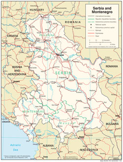 Детальная политическая и административная карта Сербии и Черногории с дорогами и городами.