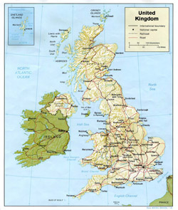 Политическая карта Великобритании с рельефом, дорогами и городами.